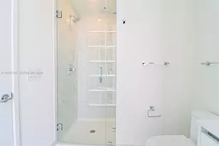 700 NE 24th St, Miami, FL 33137 - Photo 49