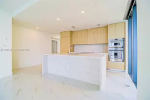 700 NE 24th St, Miami, FL 33137 - Photo 9