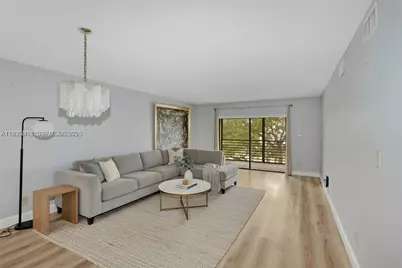 4930 E Sabal Palm Blvd #306, Tamarac, FL 33319 - Photo 5