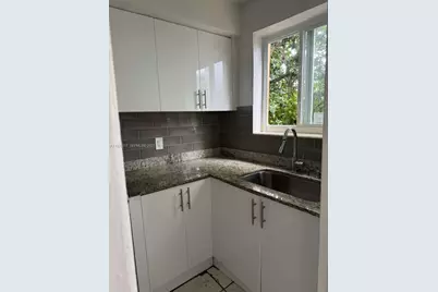 888 SW 6th St #601, Miami, FL 33130 - Photo 1