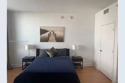 90 SW 3rd St #1211, Miami, FL 33130 - Photo 9