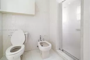 10922 SW 25th St, Miami, FL 33165 - Photo 27