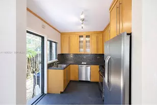 1780 SW 21st St, Miami, FL 33145 - Photo 11