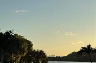 300 Bayview Dr, Sunny Isles Beach, FL 33160 - Photo 33