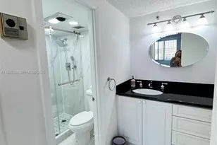 300 Bayview Dr, Sunny Isles Beach, FL 33160 - Photo 13