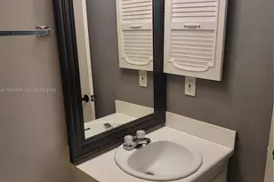 151 SW 134th Way, Pembroke Pines, FL 33027 - Photo 15