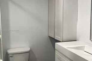 4470 NW 79th Ave, Doral, FL 33166 - Photo 19