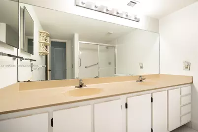 150 S Hollybrook Ter #208, Pembroke Pines, FL 33025 - Photo 13