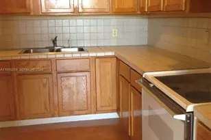 2025 NE 164th St, North Miami Beach, FL 33162 - Photo 5