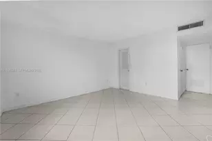 10350 W Bay Harbor Dr, Bay Harbor Islands, FL 33154 - Photo 15