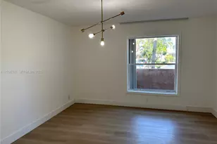 708 SE 3rd Ave Ext, Hallandale Beach, FL 33009 - Photo 9