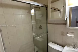 7880 NW 11th St, Pembroke Pines, FL 33024 - Photo 9