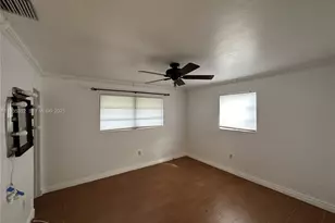 7880 NW 11th St, Pembroke Pines, FL 33024 - Photo 7