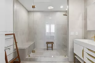 18201 Collins Ave, Sunny Isles Beach, FL 33160 - Photo 29