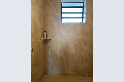 1100 Colony Point Cir #518, Pembroke Pines, FL 33026 - Photo 17