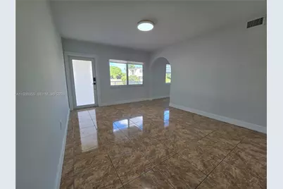 6240 SW 21st St (Downstairs) #6240, Miami, FL 33155 - Photo 5