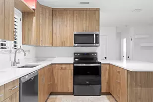 715 NE 25th Ave, Pompano Beach, FL 33062 - Photo 7