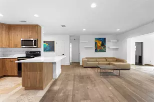 715 NE 25th Ave, Pompano Beach, FL 33062 - Photo 9