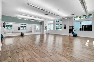 1900 N Bayshore Dr, Miami, FL 33132 - Photo 49