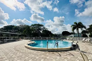1058 E Harwood E, Deerfield Beach, FL 33442 - Photo 19