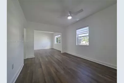 6240 SW 21st St (Upstairs) #6242, Miami, FL 33155 - Photo 7
