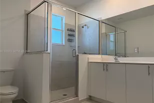 2661 SE 10th St, Homestead, FL 33035 - Photo 15