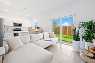 2400 SE 29th St, Homestead, FL 33035 - Photo 9