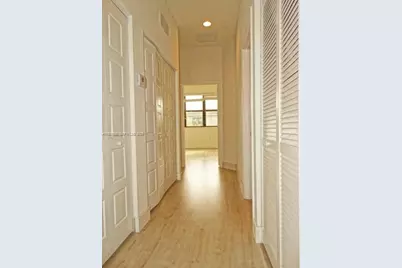 754 NE 191st Ter, Miami, FL 33179 - Photo 15