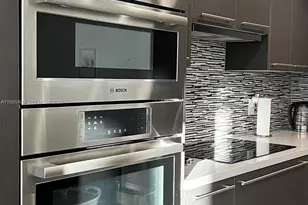 7751 NW 107th Ave, Doral, FL 33178 - Photo 11