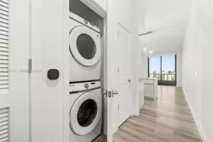 101 Diplomat Pkwy, Hallandale Beach, FL 33009 - Photo 13