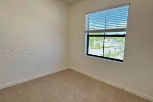 1596 NE 3rd Ave, Florida City, FL 33034 - Photo 9