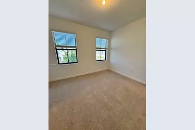 1596 NE 3rd Ave, Florida City, FL 33034 - Photo 11