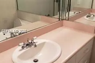 3100 W Rolling Hills Cir, Davie, FL 33328 - Photo 15