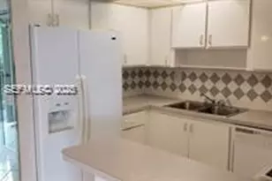 3100 W Rolling Hills Cir, Davie, FL 33328 - Photo 11