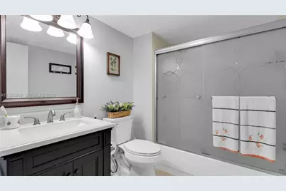 13000 SW 15th Ct #101U, Pembroke Pines, FL 33027 - Photo 23