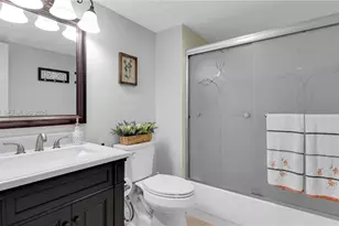 13000 SW 15th Ct, Pembroke Pines, FL 33027 - Photo 23