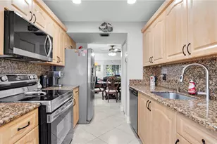 13000 SW 15th Ct, Pembroke Pines, FL 33027 - Photo 7