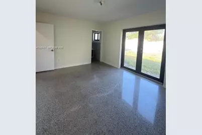 860 W Dayton Cir, Fort Lauderdale, FL 33312 - Photo 13