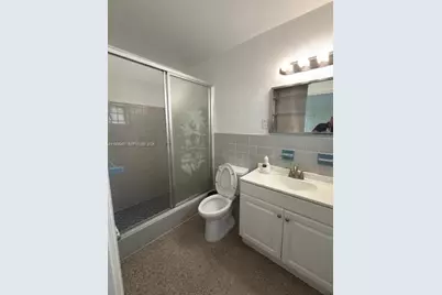 860 W Dayton Cir, Fort Lauderdale, FL 33312 - Photo 17