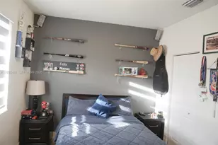 10589 W 32nd Ln, Hialeah Gardens, FL 33018 - Photo 29