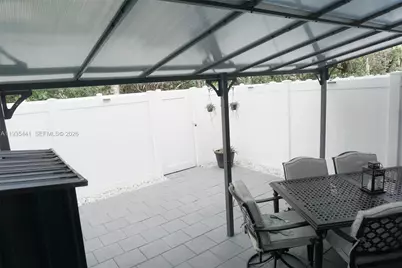 10589 W 32nd Ln, Hialeah Gardens, FL 33018 - Photo 47