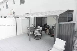 10589 W 32nd Ln, Hialeah Gardens, FL 33018 - Photo 49