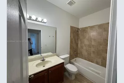 1027 NE 207th St #1027, Miami, FL 33179 - Photo 19