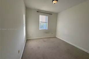 1027 NE 207th St, Miami, FL 33179 - Photo 17