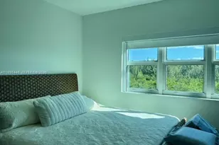 14951 Royal Oaks Ln, North Miami, FL 33181 - Photo 7