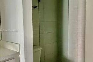 395 NE 21st St, Miami, FL 33137 - Photo 15