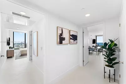 159 NE 6th St #4415, Miami, FL 33132 - Photo 31