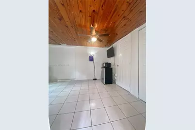 6730 Cleveland St, Hollywood, FL 33024 - Photo 3