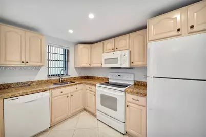 2450 Deer Creek Country Club Blvd #109-B, Deerfield Beach, FL 33442 - Photo 11