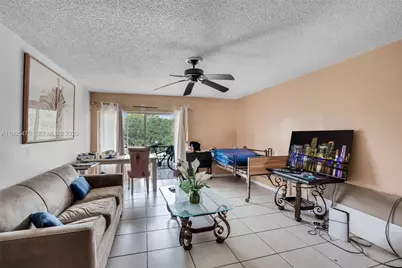 3360 Spanish Moss Ter #304, Lauderhill, FL 33319 - Photo 5